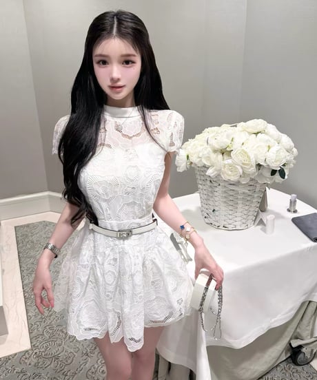 Floral Lace Mock Neck Dress【ベルト付き】