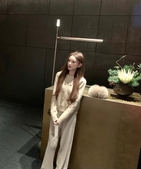 Double-Breasted Cardigan+Skirt