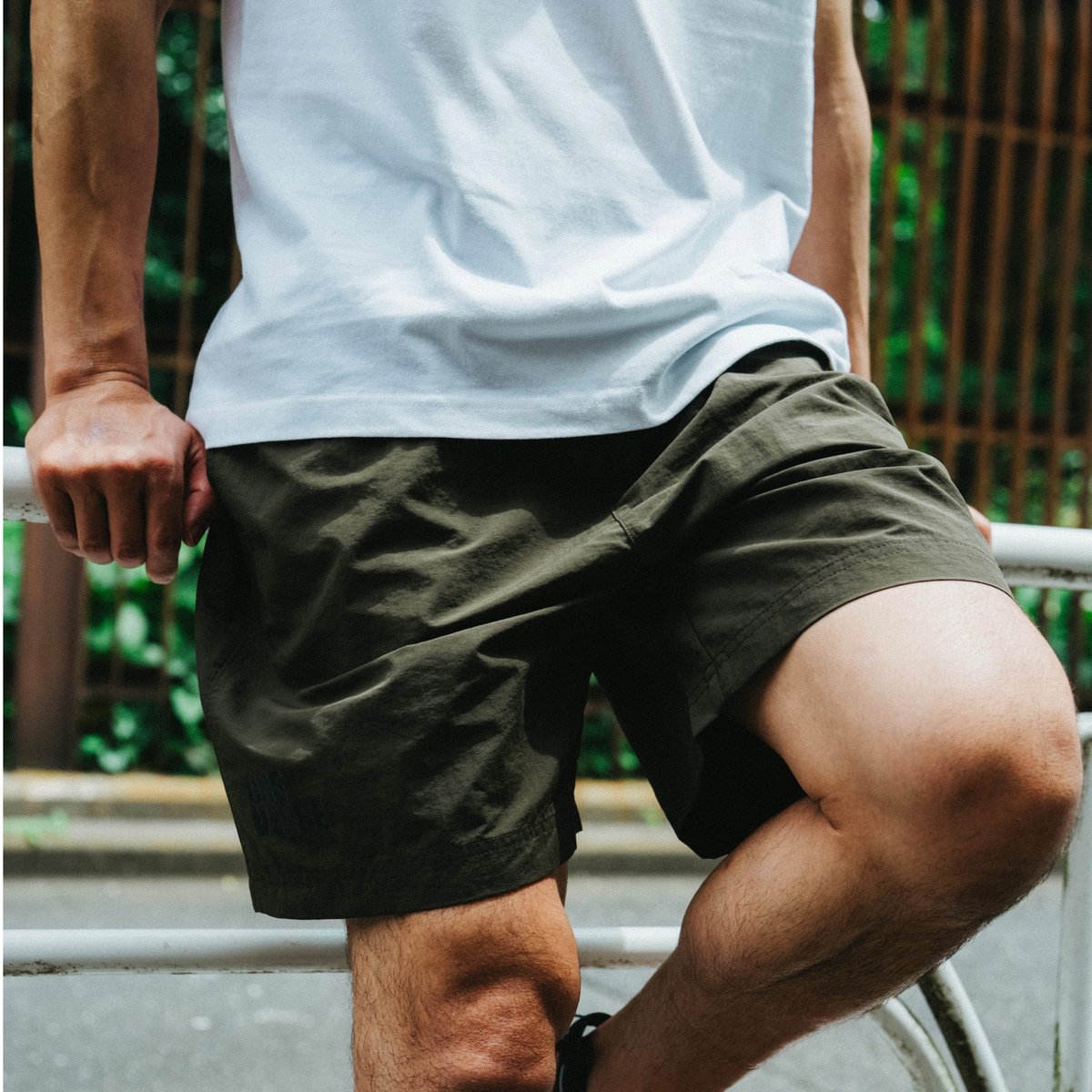 NYLON EASY SHORTS【OLIVE】 | One Verse