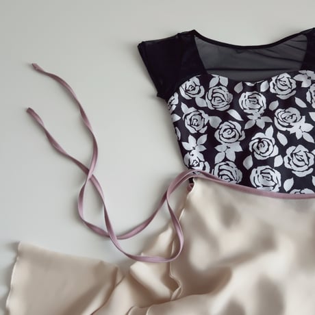 Noir Rose（ノワールローズ） B neck / Half Sleeve　⑥
