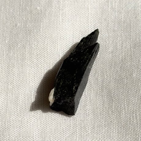 エジリン 原石 (1)