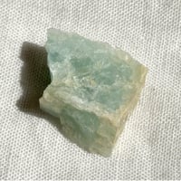 アクアマリン 原石 (3)