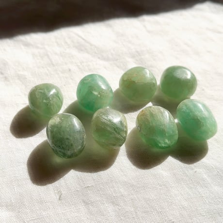 エメラルドグリーンフローライト・タンブル グリッドSet