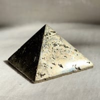 長期宇宙錬金パイライト・ピラミッド (1)