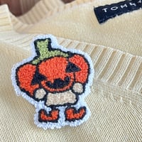 パンチニードルブローチ（かぼちゃ）