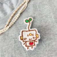 パンチニードルブローチ