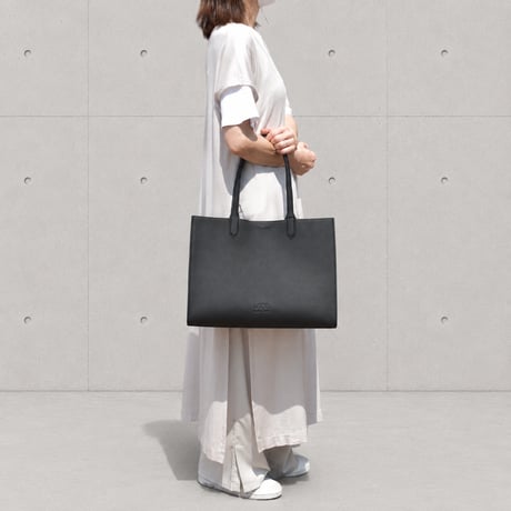 MahL+81 本革 トートバッグ A4可 大容量 ブラック 2664 CATEGORY トートバッグ | MahL+81 <マール>｜上質なレザーバッグの