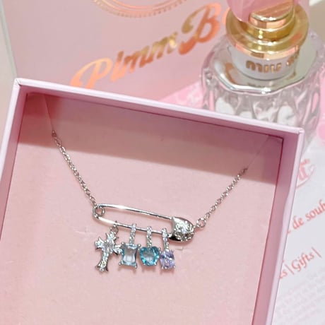 Cross pin charm necklace【R0584】