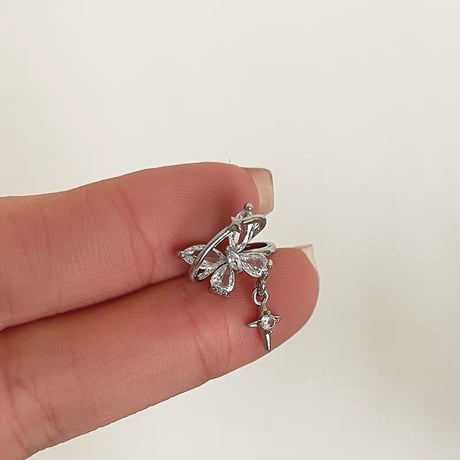 Butterfly charm ear cuff【R0579】