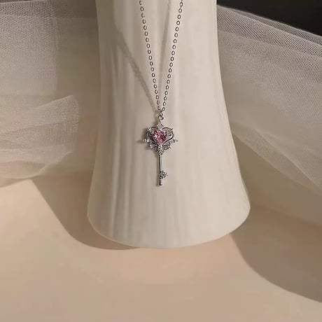 Key pink heart necklace【R0592】