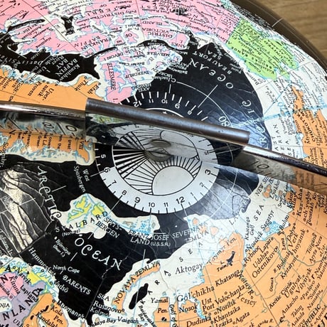 Black Ocean Globe