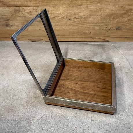 Biscuit Display Case