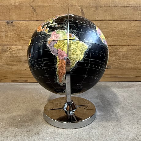 Black Ocean Globe