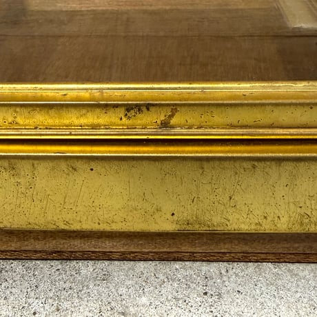 Biscuit Display Case