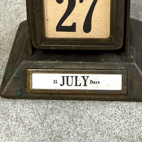 Desk Calendar