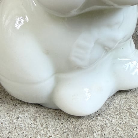 Milk Glass Puppy
