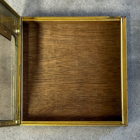 Biscuit Display Case