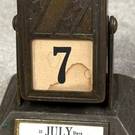 Desk Calendar