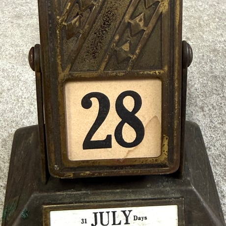 Desk Calendar