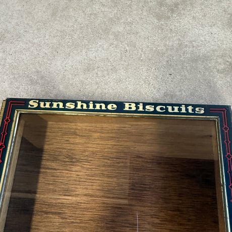 Biscuit Display Case