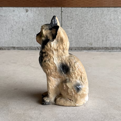Chalkware Cat