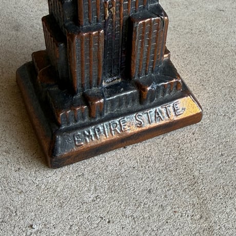 1248ft Empire State Building