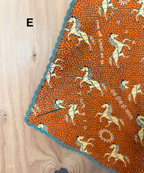 TAYO scarf