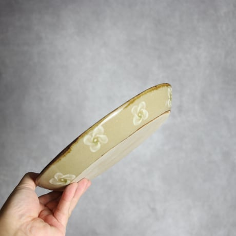 オーバル皿5 花紋 やちむん 陶器 エドメ陶房:7201002