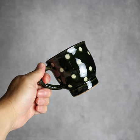 マグカップ 呉須釉 蝋抜 点打 やちむん 陶器 真南風工房:7011022