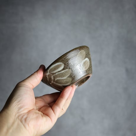 3.5寸鉢2 飴 呉須釉 点打 やちむん 陶器 漂窯:7010029
