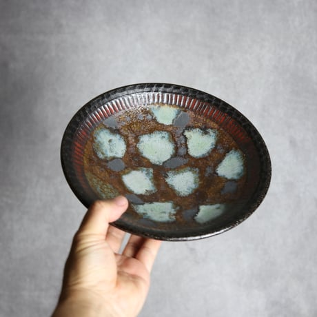 7寸皿1 黒シリーズ やちむん 陶器 sui:7022005