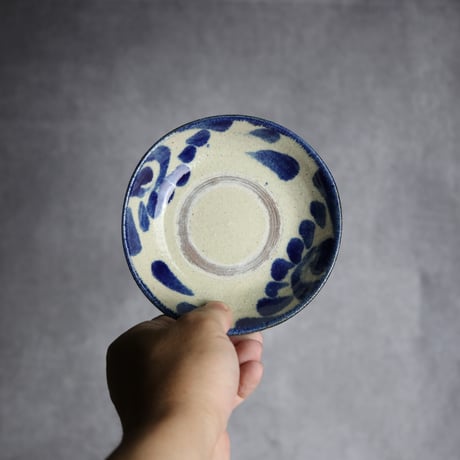 4寸皿1 呉須釉 唐草 やちむん 陶器 北窯 松田共司工房:7004004