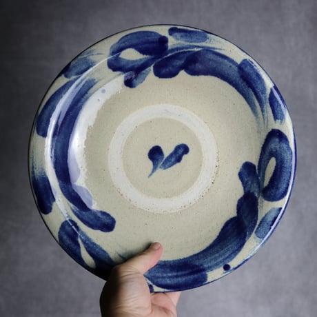 9寸皿1 呉須釉 唐草 やちむん 陶器 北窯 松田共司工房:70040011