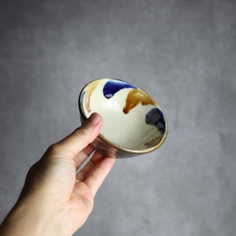 3.5寸鉢1 飴 呉須釉 波紋 やちむん 陶器 漂窯:7010029