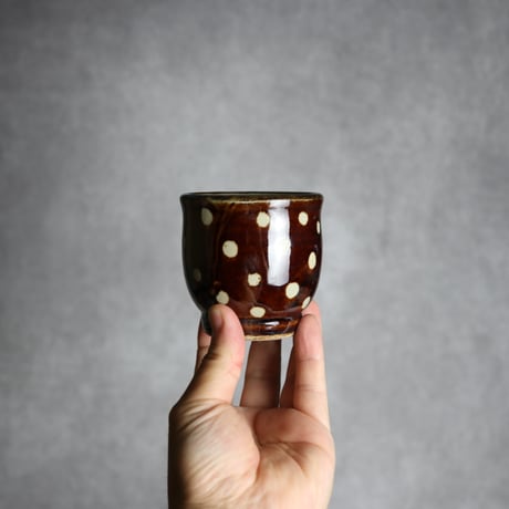 湯呑 飴釉 蝋抜 点打 やちむん 陶器 真南風工房:7011021