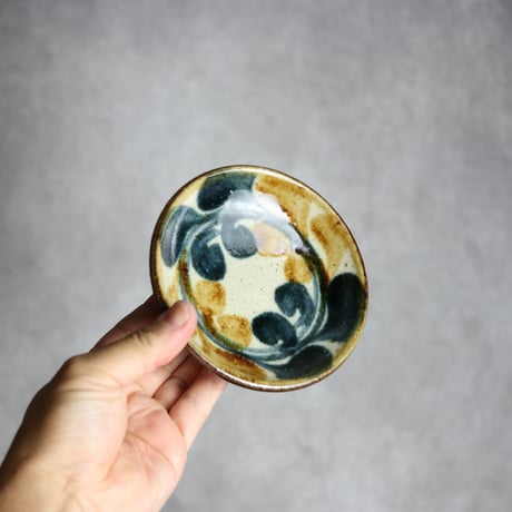 4寸皿 デイゴ 紺 茶 やちむん 陶器 陶芸こまがた:7006083