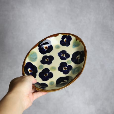 オーバル皿2 花紋 やちむん 陶器 エドメ陶房:7201002