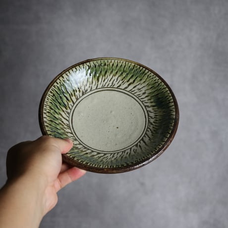 6寸皿2 緑釉 飛鉋 やちむん 陶器 榮一工房:7013016