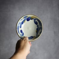 4寸鉢1 飴 呉須釉 唐草 やちむん 陶器 漂窯:7010012
