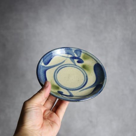 5寸皿 唐草模様 青 緑 やちむん 陶器 陶芸こまがた:7006009