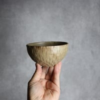 ごはん茶碗中1 マカイ 編込紋 サンドベージュ やちむん 陶器 cerca:7025010