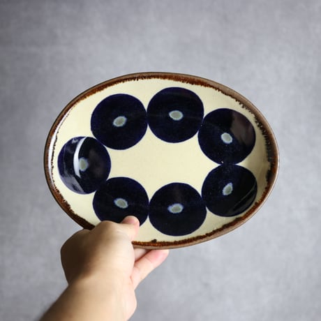 オーバル皿2 青丸紋 やちむん 陶器 エドメ陶房:7201002