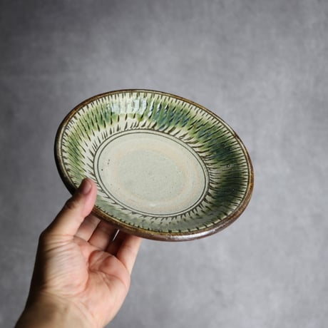 6寸皿1 緑釉 飛鉋 やちむん 陶器 榮一工房:7013015