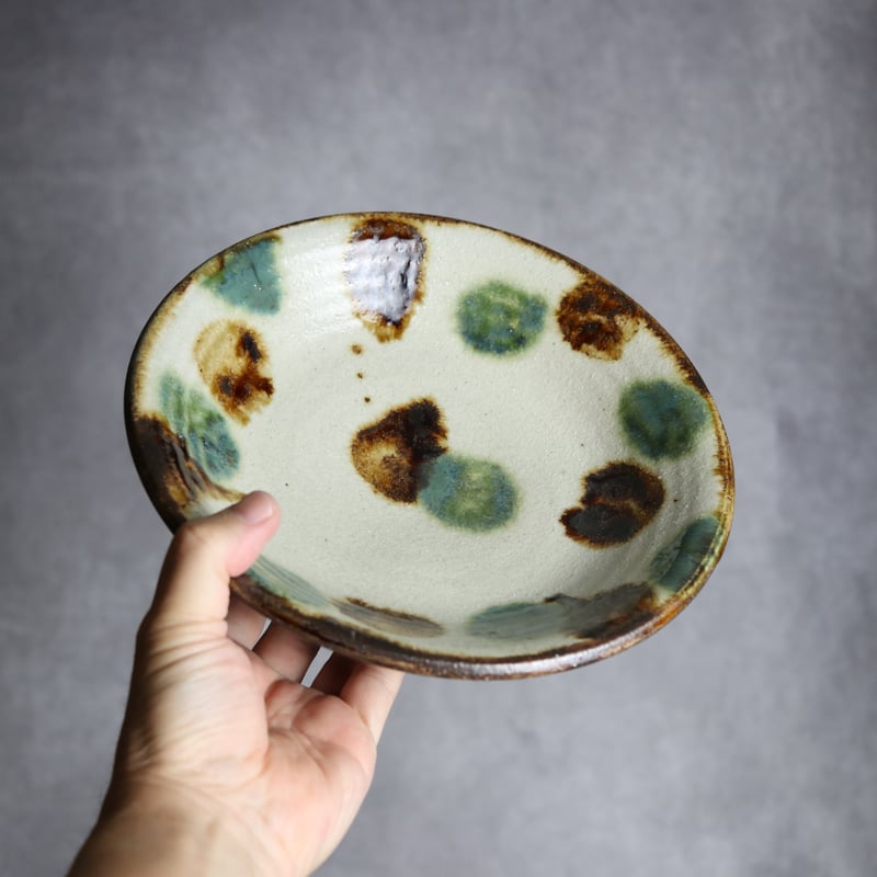 やちむん 7寸皿1 三彩 点打 やちむん 陶器 榮一工房:7013020 | MADE IN OKINA