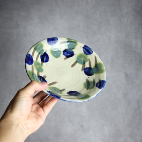 6寸皿1 呉須 緑釉 指描点打 やちむん 陶器 漂窯:7010006