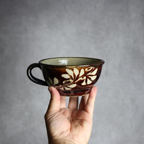 スープカップ 呉須釉 蝋抜 唐草 やちむん 陶器 真南風工房:7011026