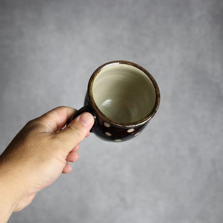 マグカップ 飴釉 蝋抜 点打 やちむん 陶器 真南風工房:7011022