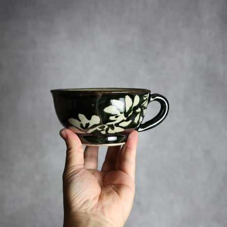 スープカップ 飴須釉 蝋抜 唐草 やちむん 陶器 真南風工房:7011026