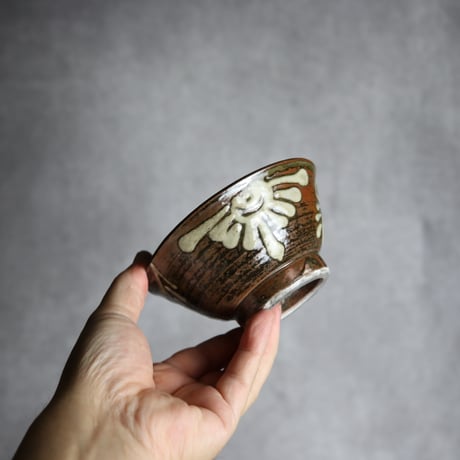 3.5寸マカイ1 イッチン 菊花唐草 やちむん 陶器 北窯 宮城正享工房:7005013