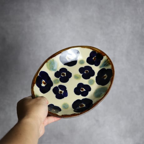 オーバル皿2 花紋 やちむん 陶器 エドメ陶房:7201002
